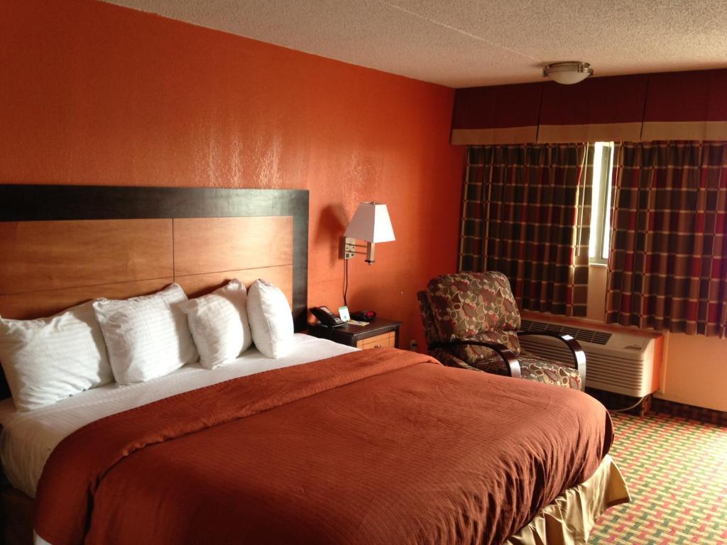 Days Inn By Wyndham Independence Exteriér fotografie