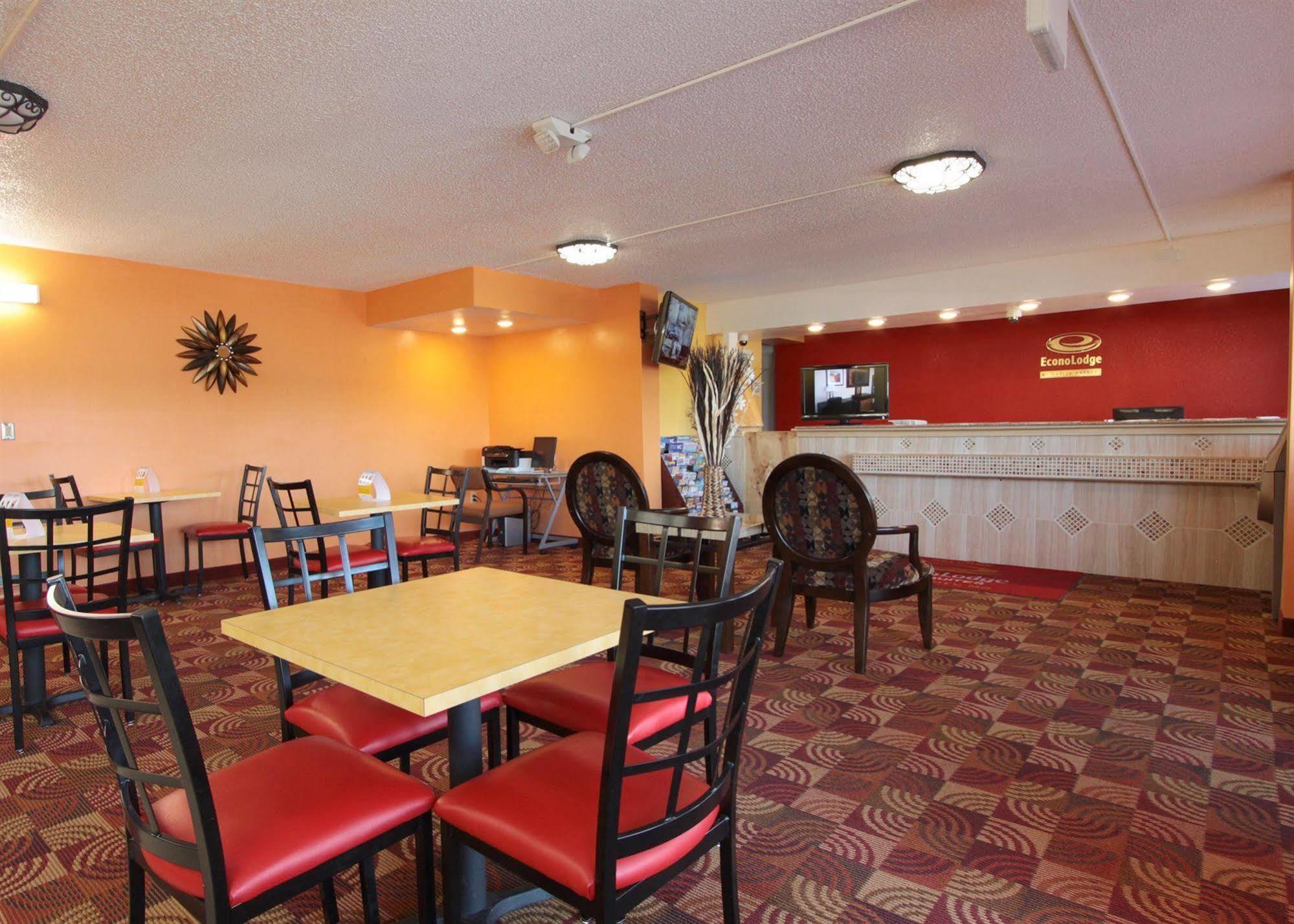 Days Inn By Wyndham Independence Restaurace fotografie